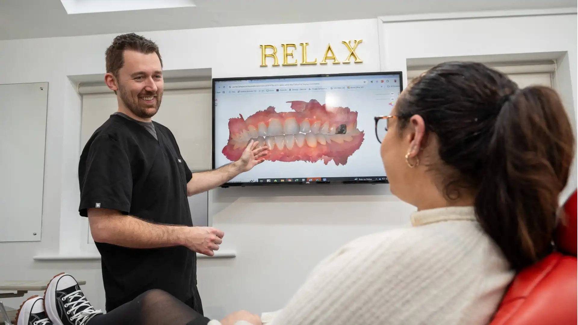 Carlisle cosmetic bonding treatments to repair chips, close gaps, and reshape teeth